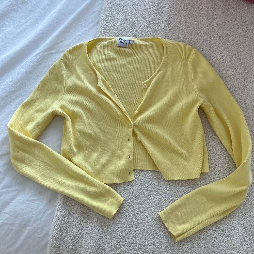 Cropped yellow cardigan